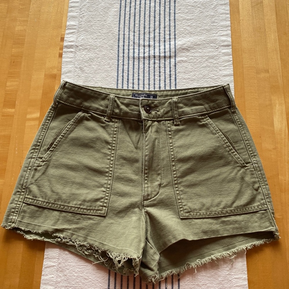 Abercrombie & Fitch shorts